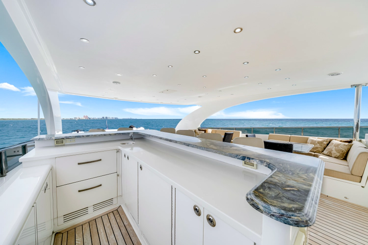 Mesmerize Yacht Photos Pics 