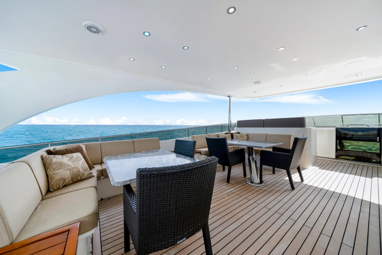 Mesmerize Yacht Photos Pics 