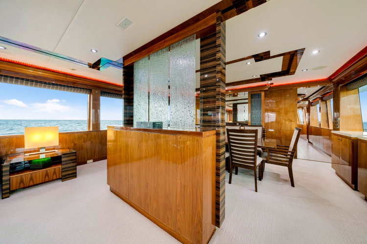 Mesmerize Yacht Photos Pics 