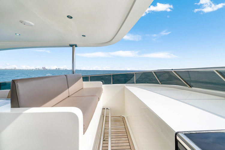 Mesmerize Yacht Photos Pics 