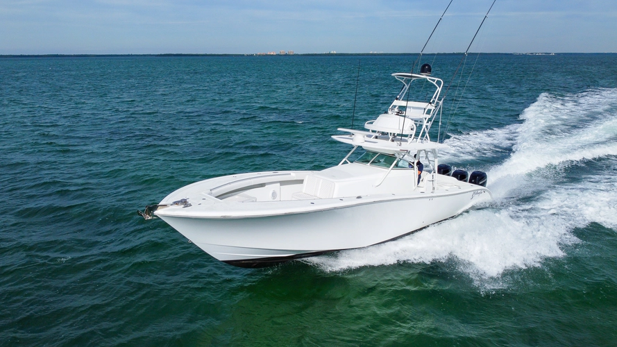 42' Yellowfin 2008