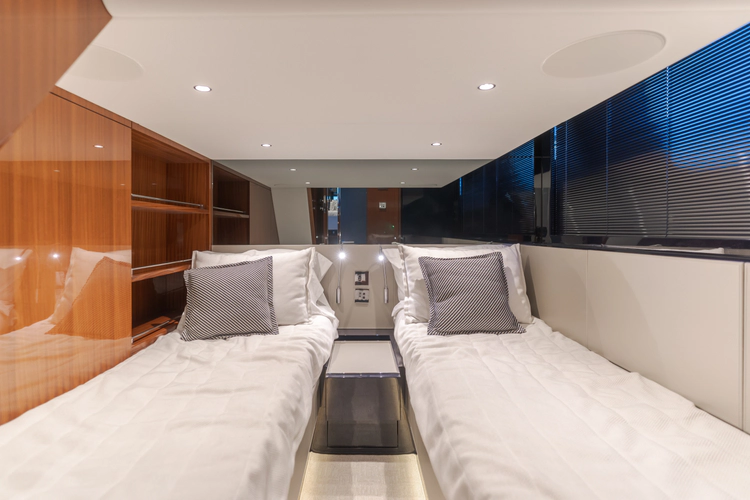 Commodore One Yacht Photos Pics 