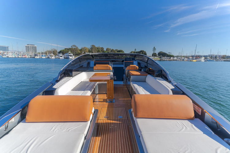 Commodore One Yacht Photos Pics 