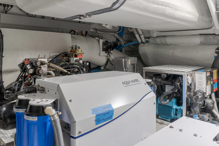 Commodore One Yacht Photos Pics 