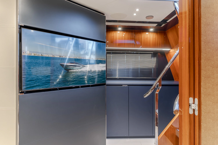 Commodore One Yacht Photos Pics 