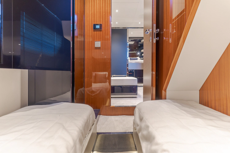 Commodore One Yacht Photos Pics 