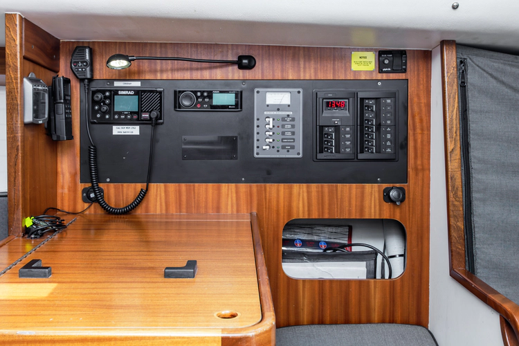 Obsidian Yacht Photos Pics 