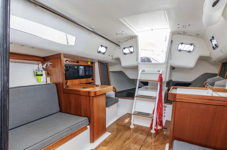 Obsidian Yacht Photos Pics 