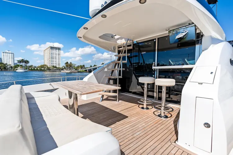 Liquid Asset Yacht Photos Pics 