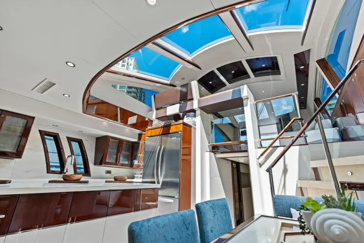 Liquid Asset Yacht Photos Pics 