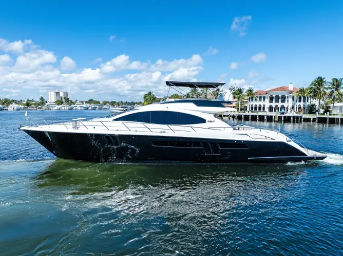 Liquid Asset Yacht Photos Pics 