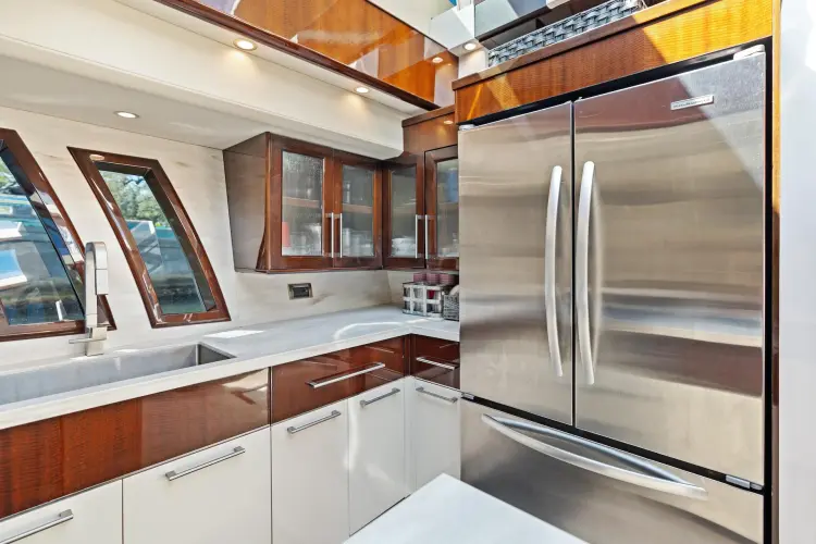 Liquid Asset Yacht Photos Pics 