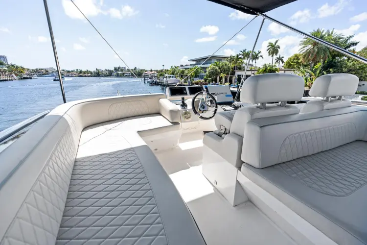 Liquid Asset Yacht Photos Pics 