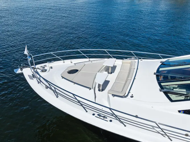 Liquid Asset Yacht Photos Pics 