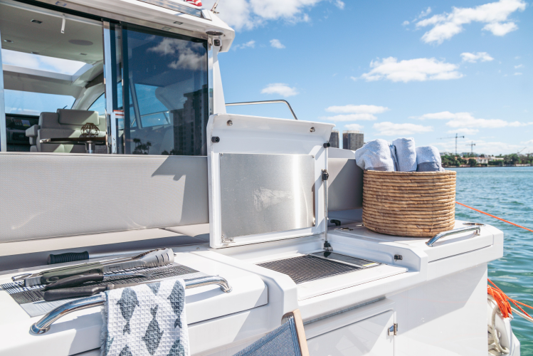 T.e.o Yacht Photos Pics 