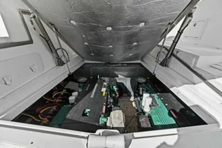 Board Room Yacht Photos Pics 