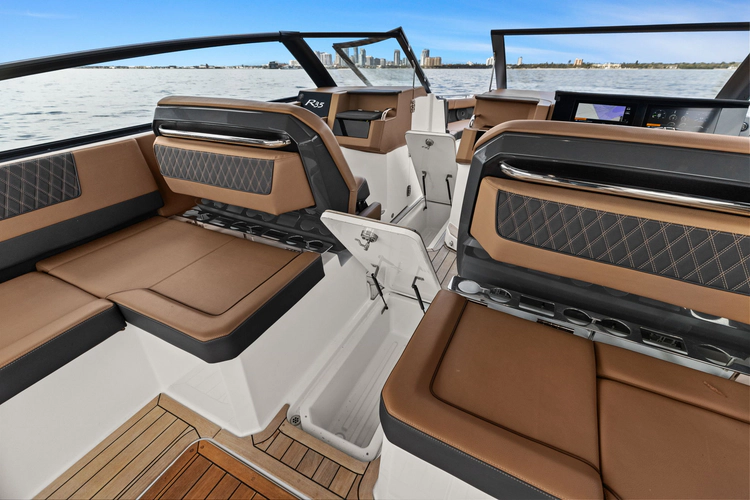 Pat-glo Yacht Photos Pics 