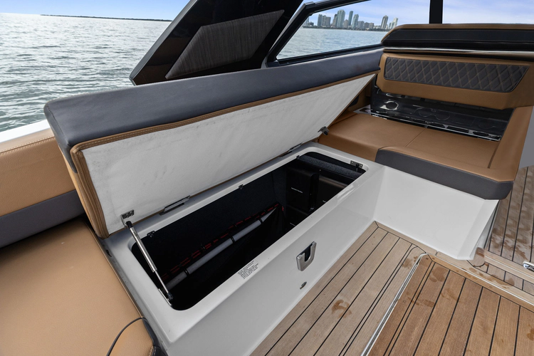 Pat-glo Yacht Photos Pics 