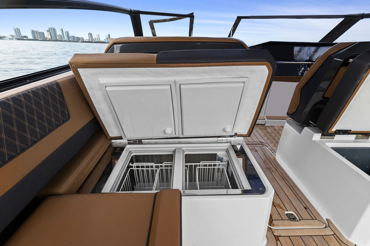 Pat-glo Yacht Photos Pics 