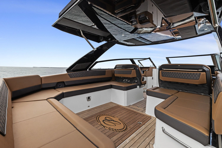 Pat-glo Yacht Photos Pics 