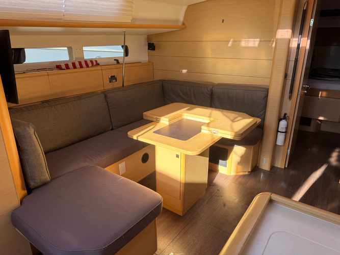 Salt Air Yacht Photos Pics 