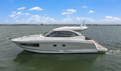 36' Jeanneau 2016 Yacht For Sale