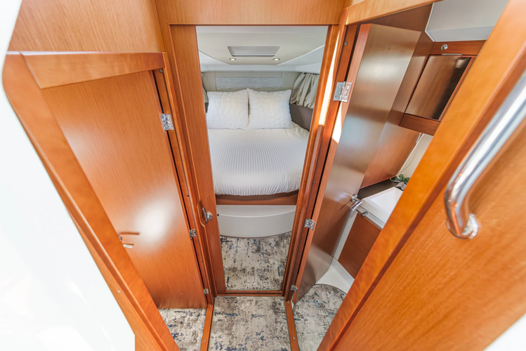 Chasing Daylight Yacht Photos Pics 