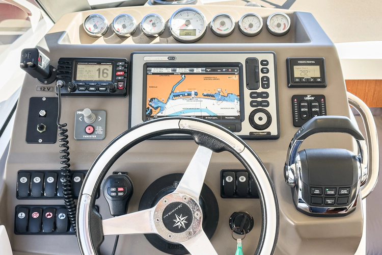 Chasing Daylight Yacht Photos Pics 