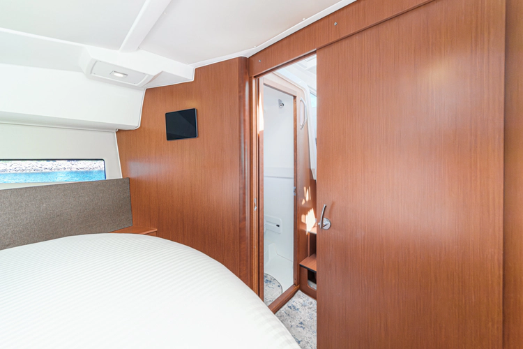 Chasing Daylight Yacht Photos Pics 