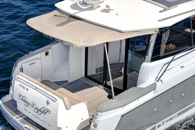 Chasing Daylight Yacht Photos Pics 