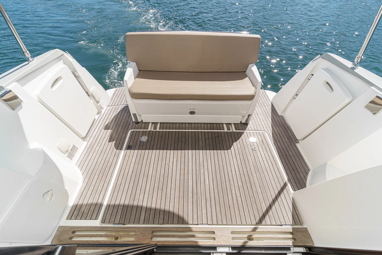 Chasing Daylight Yacht Photos Pics 