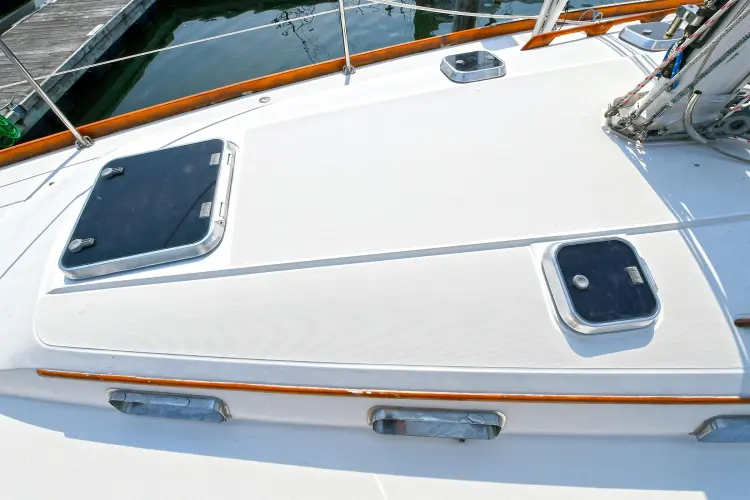 The Verdict III Yacht Photos Pics 