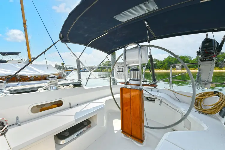 The Verdict III Yacht Photos Pics 