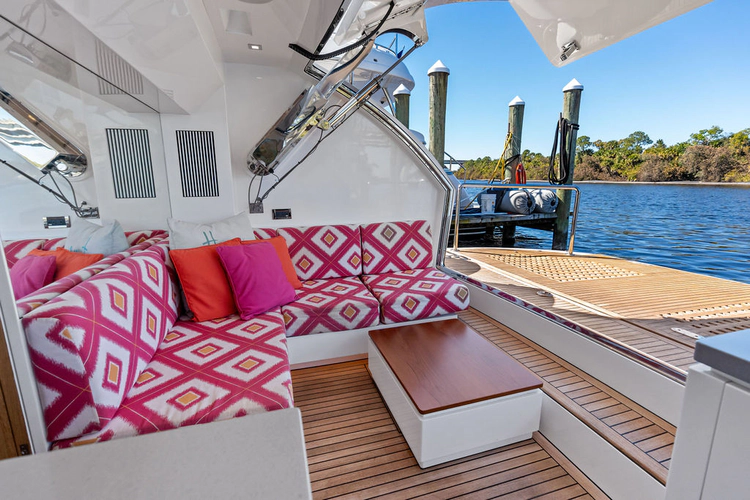 Genesis Yacht Photos Pics 