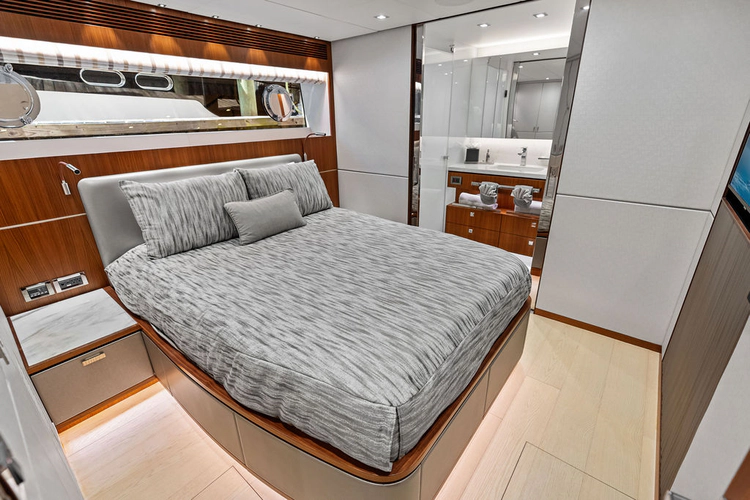 Genesis Yacht Photos Pics 