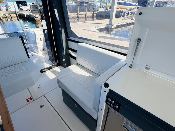 Elohim Yacht Photos Pics 