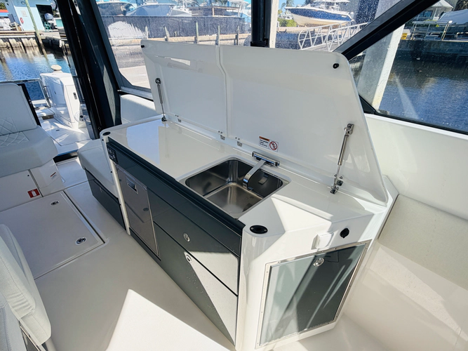 Elohim Yacht Photos Pics 