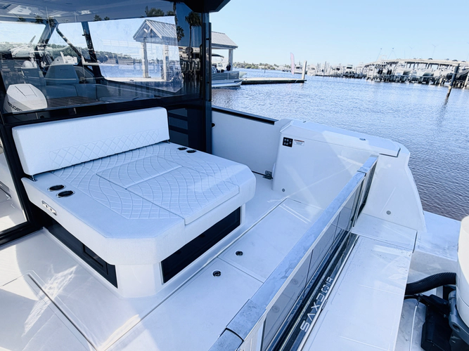 Elohim Yacht Photos Pics 