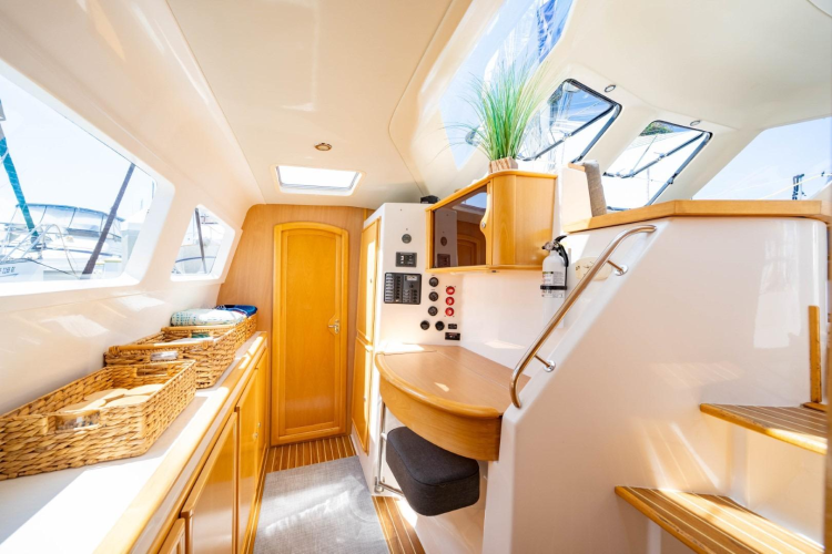 Making Waves Yacht Photos Pics 