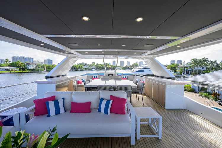 C3 Yacht Photos Pics 