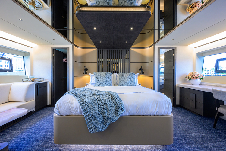 C3 Yacht Photos Pics 