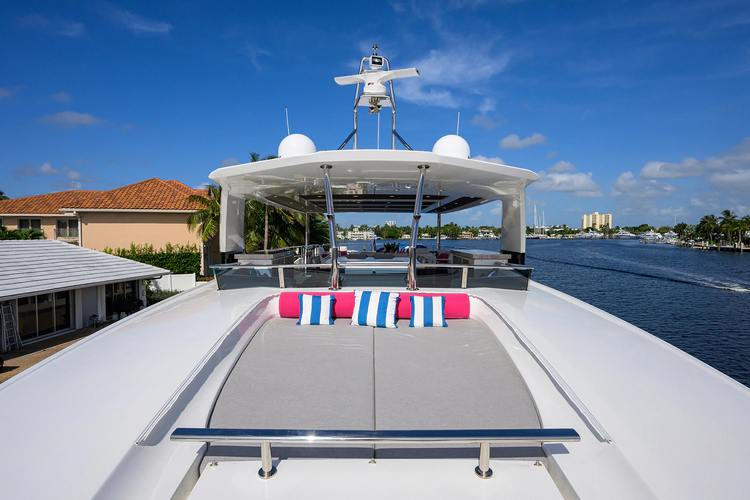 C3 Yacht Photos Pics 