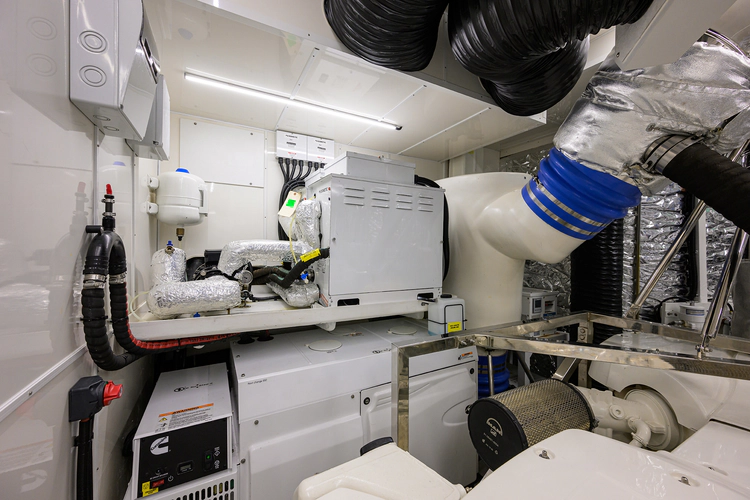 C3 Yacht Photos Pics 