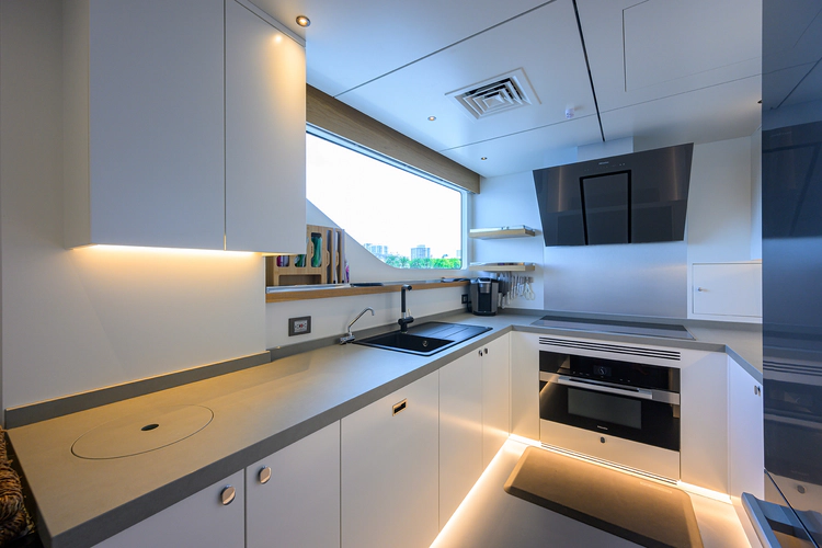 C3 Yacht Photos Pics 