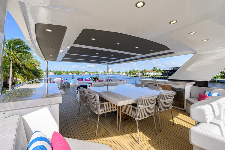 C3 Yacht Photos Pics 