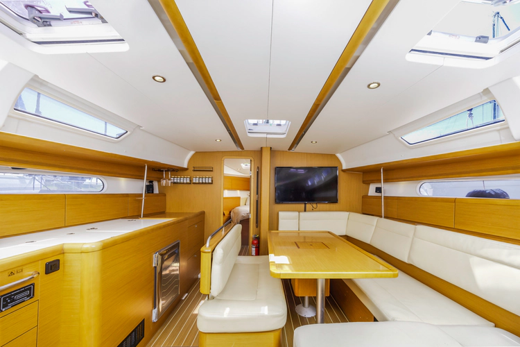 Liberte Yacht Photos Pics 