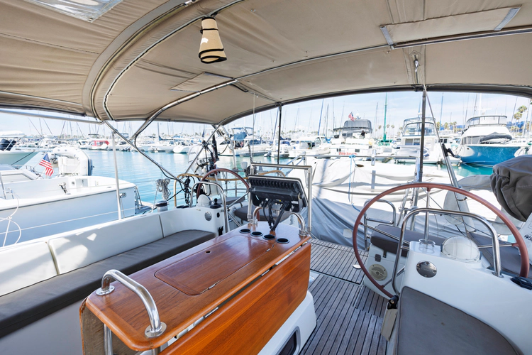 Liberte Yacht Photos Pics 