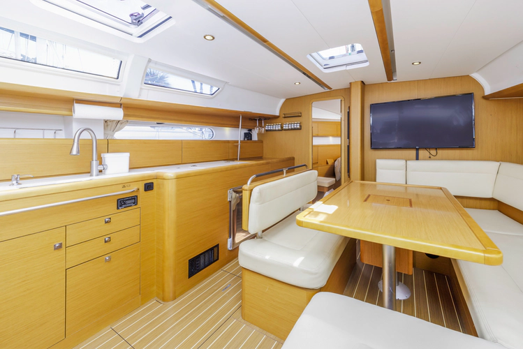 Liberte Yacht Photos Pics 