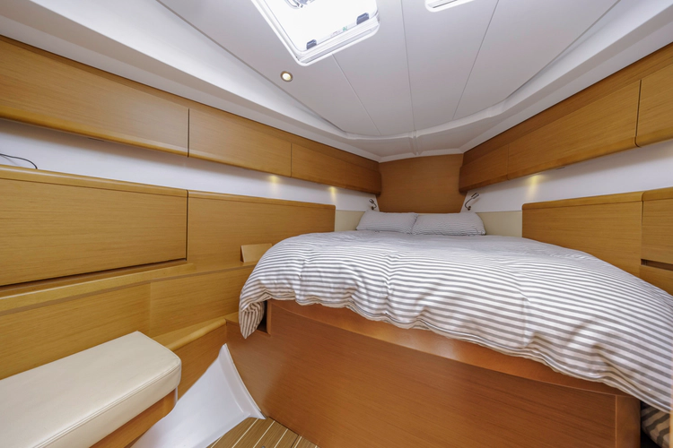 Liberte Yacht Photos Pics 