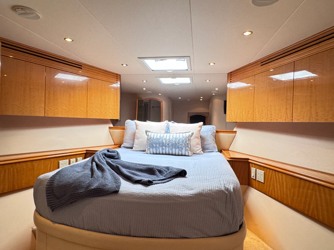 Time-2 Fly Yacht Photos Pics 